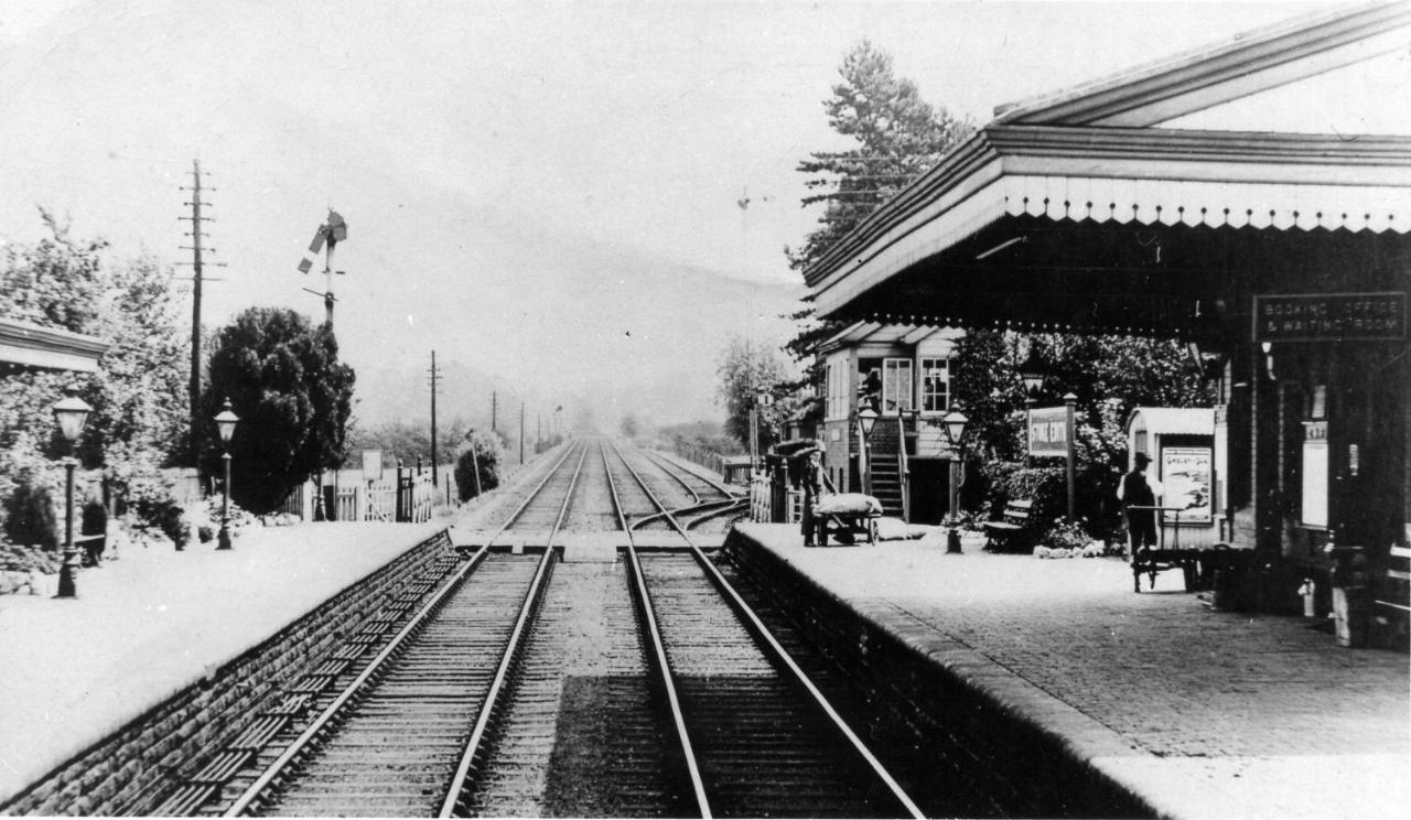 The Booking Office, Stoke Edith Station 赫里福德 外观 照片